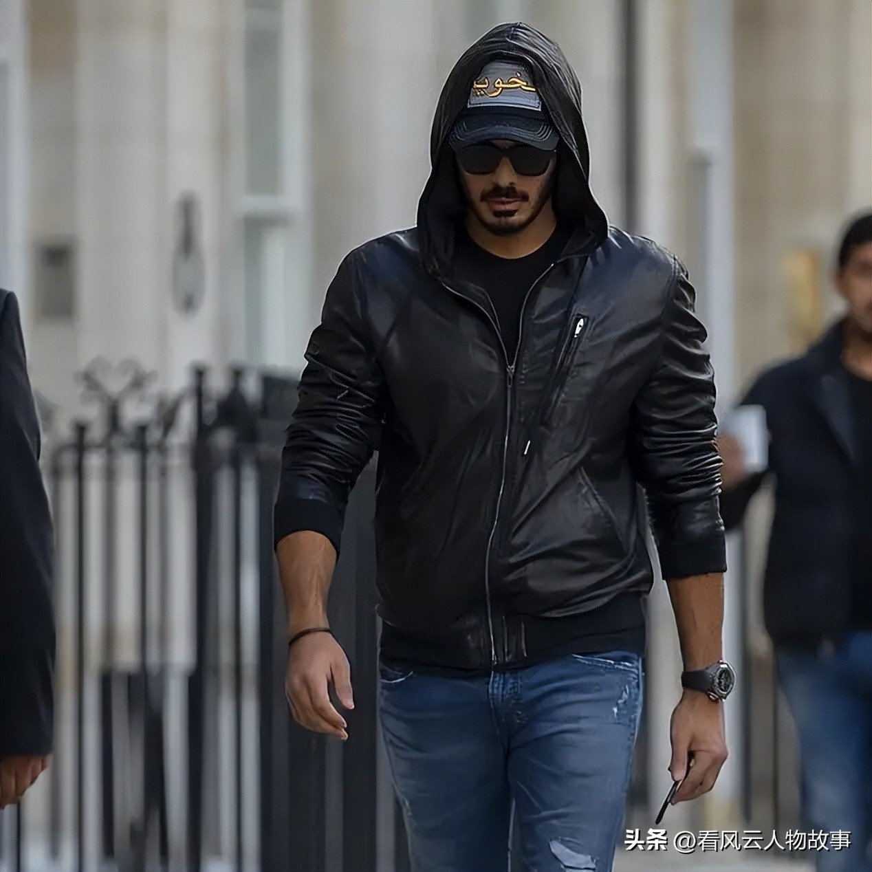 卡塔尔莫扎太后资产,卡塔尔莫扎太后的珠宝