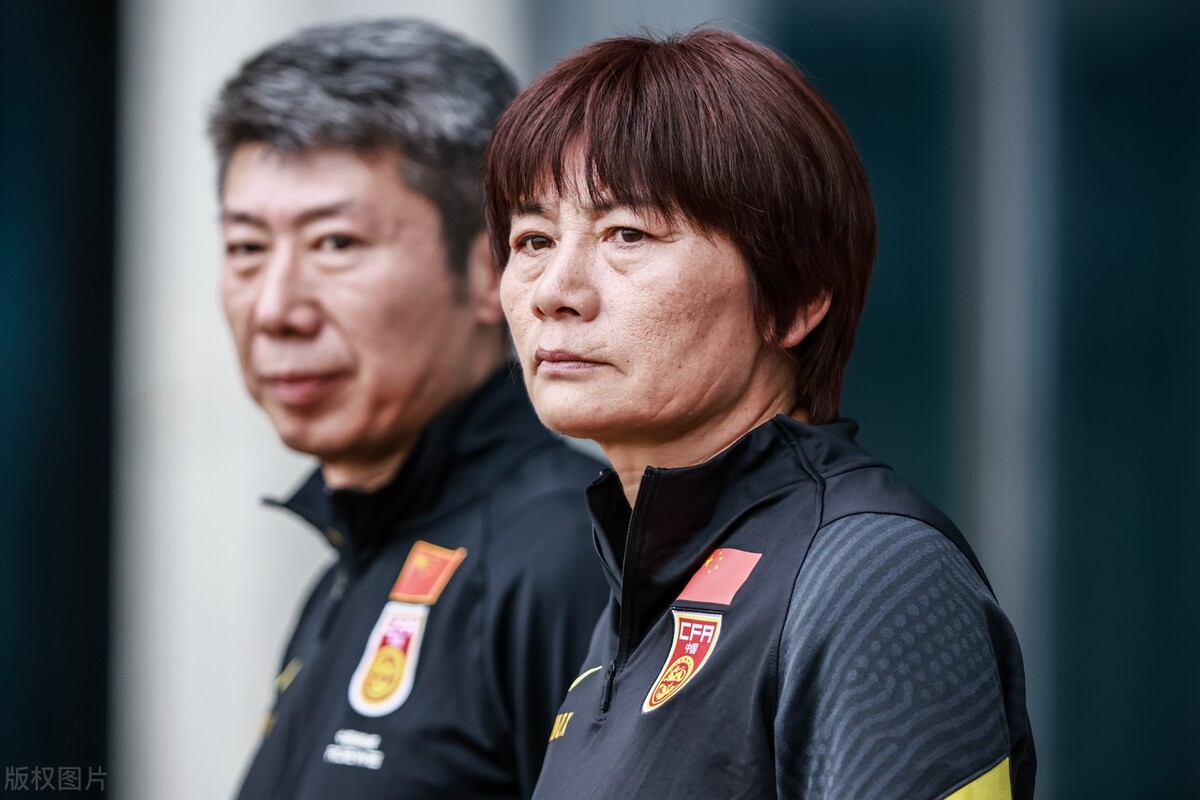 女足集体向主帅水庆霞鞠躬感谢,水庆霞出任女足新帅最新消息