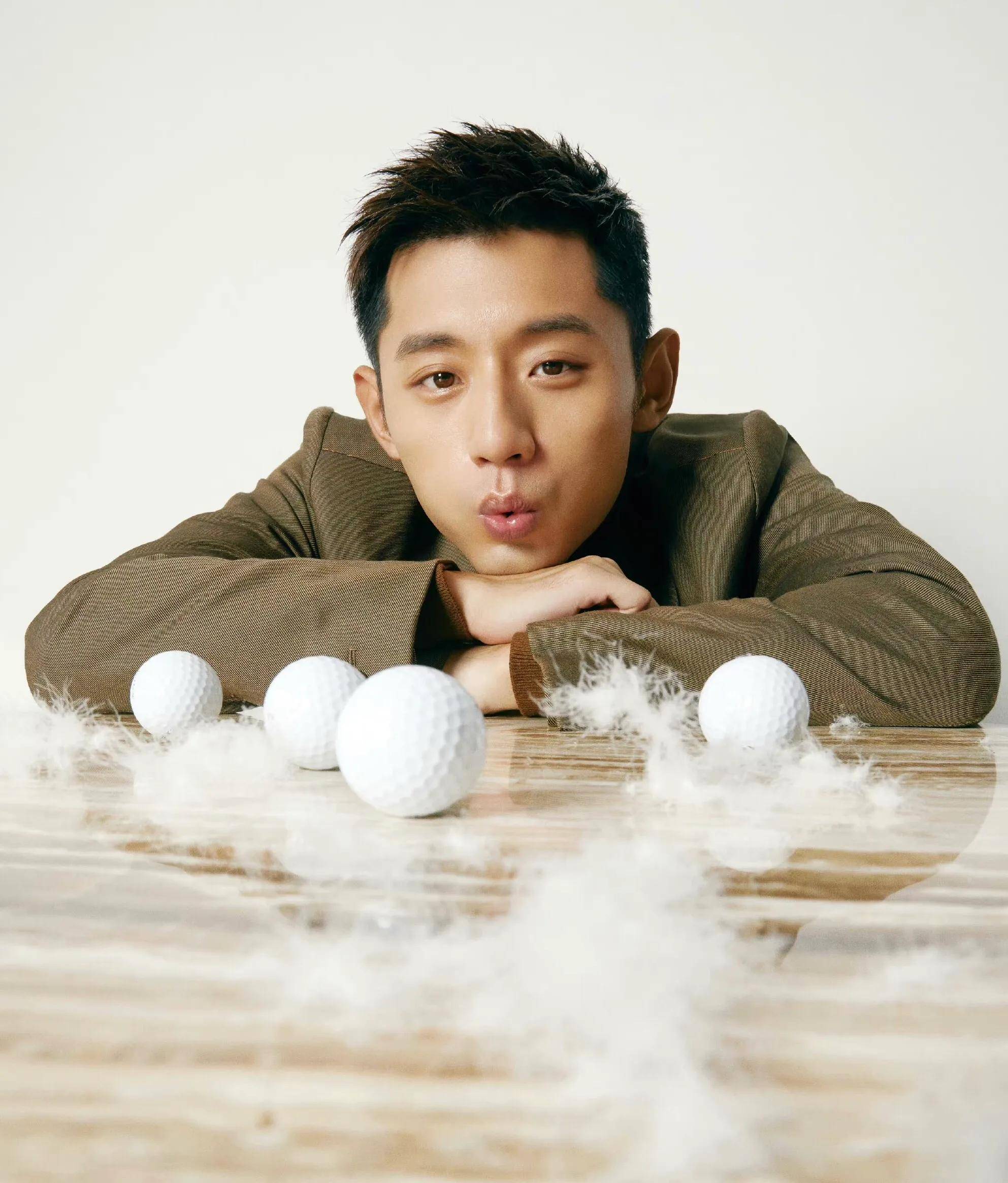 张继科赌债事件升级！除了景甜，还波及袁姗姗、叶一茜、邓莎