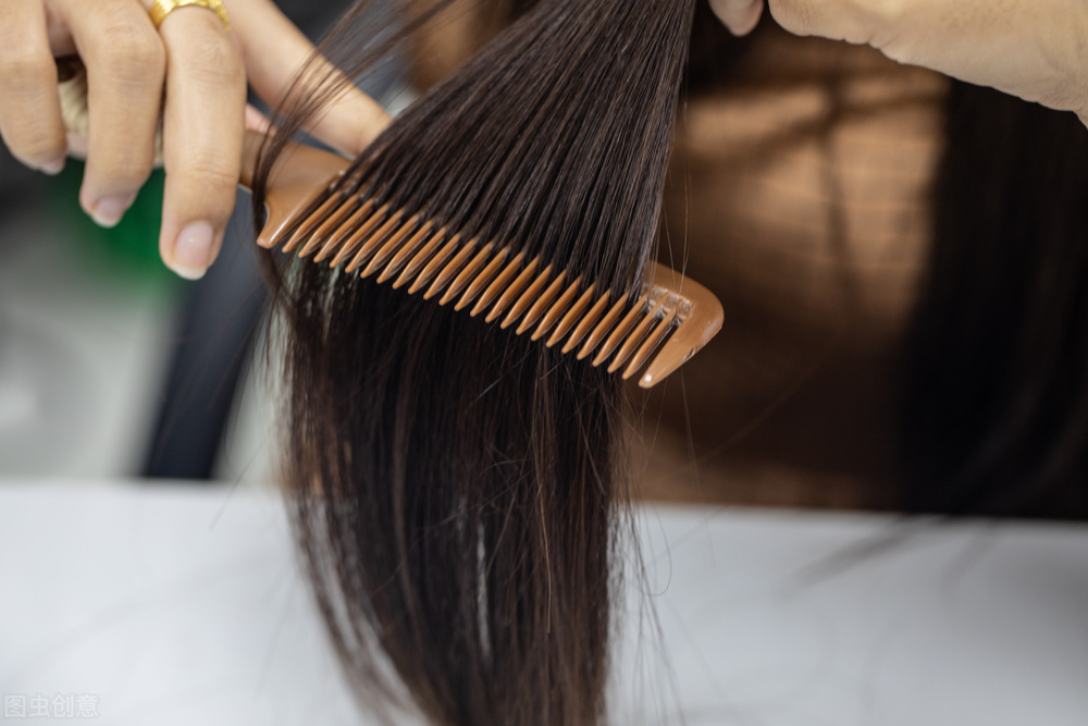 细软发质油头洗发水推荐,大油头控油蓬松洗发水推荐