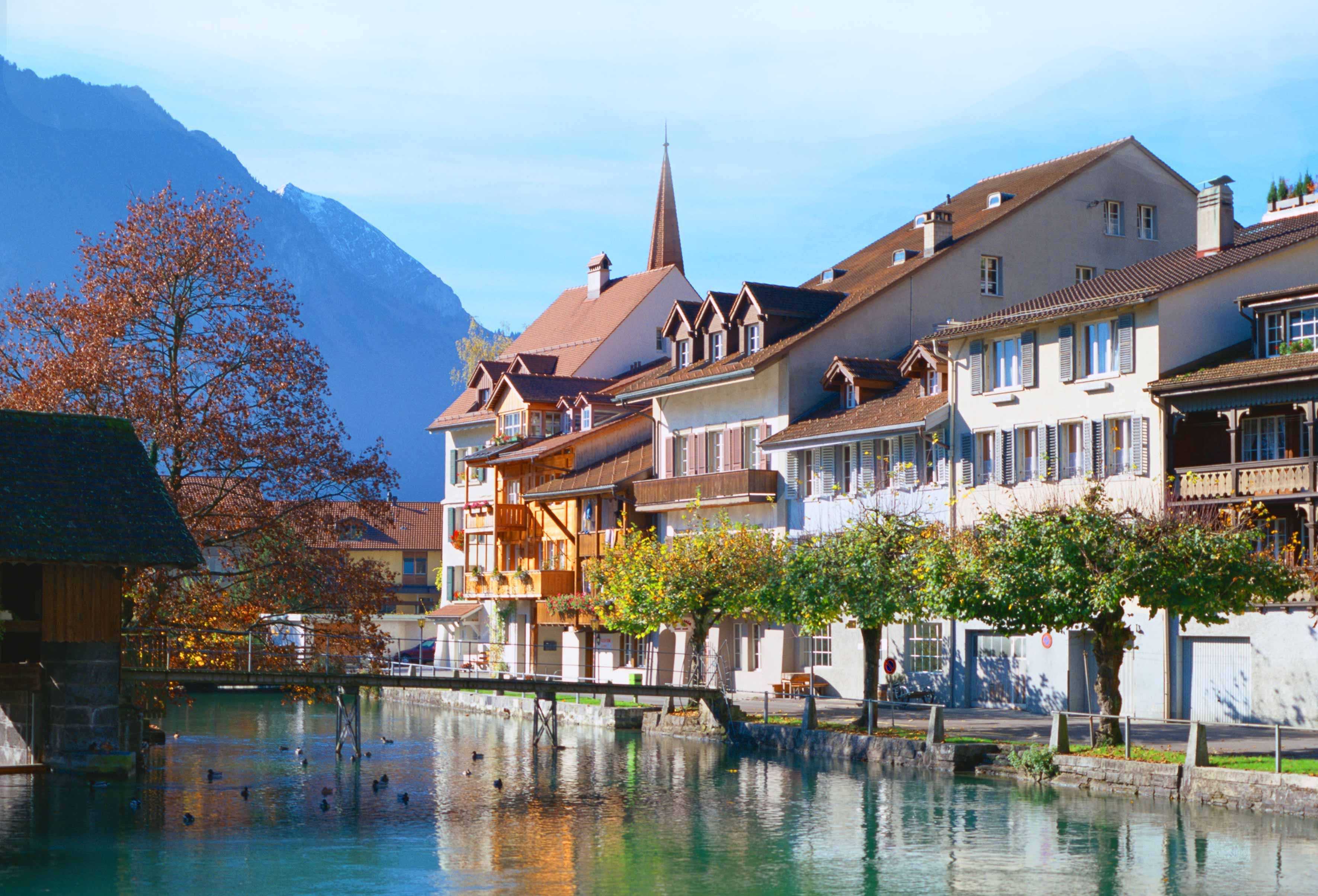 瑞士快递到中国多少钱,瑞士快递到中国再清关找哪个电话