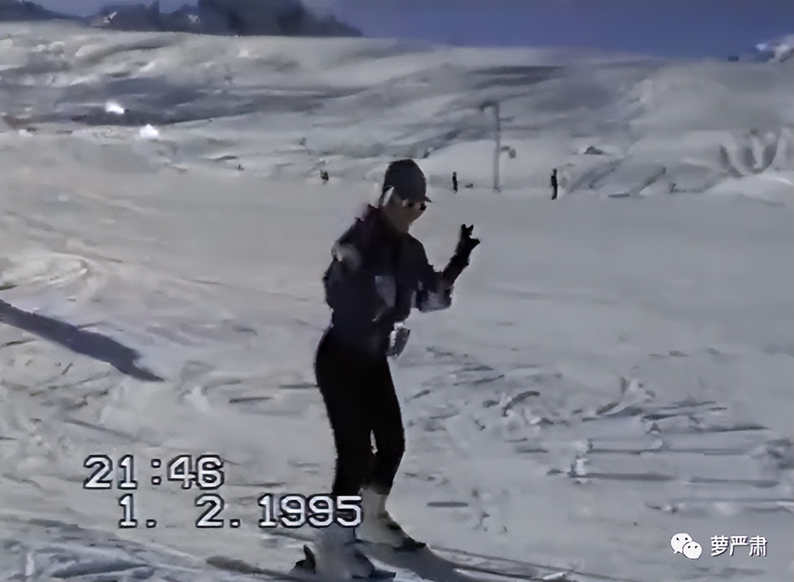 向太同框关之琳旧照曝光,向太年轻时秒杀关之琳