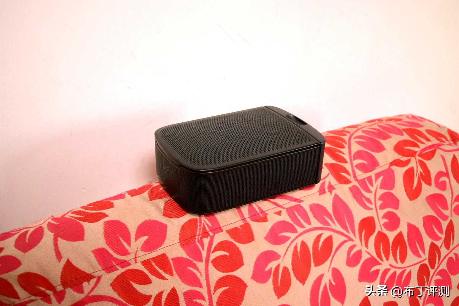 回音壁怎么调试音响效果,如何在家打造一个影院