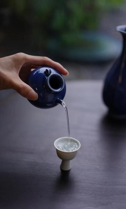 散文秋天浓浓乡愁,散文我敬岁月一杯酒