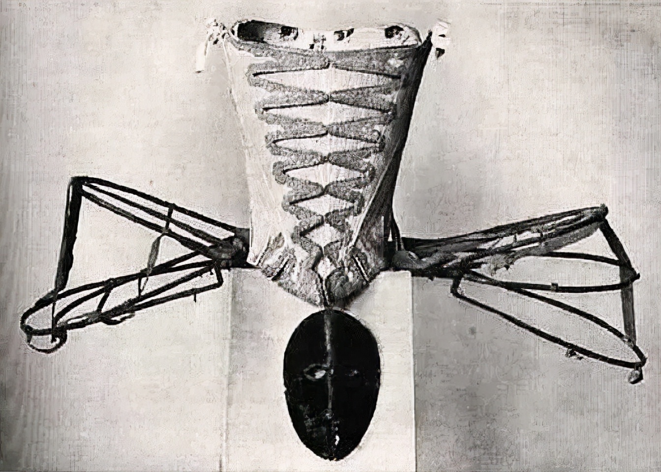 中世纪紧身胸衣,欧洲紧身胸衣样式