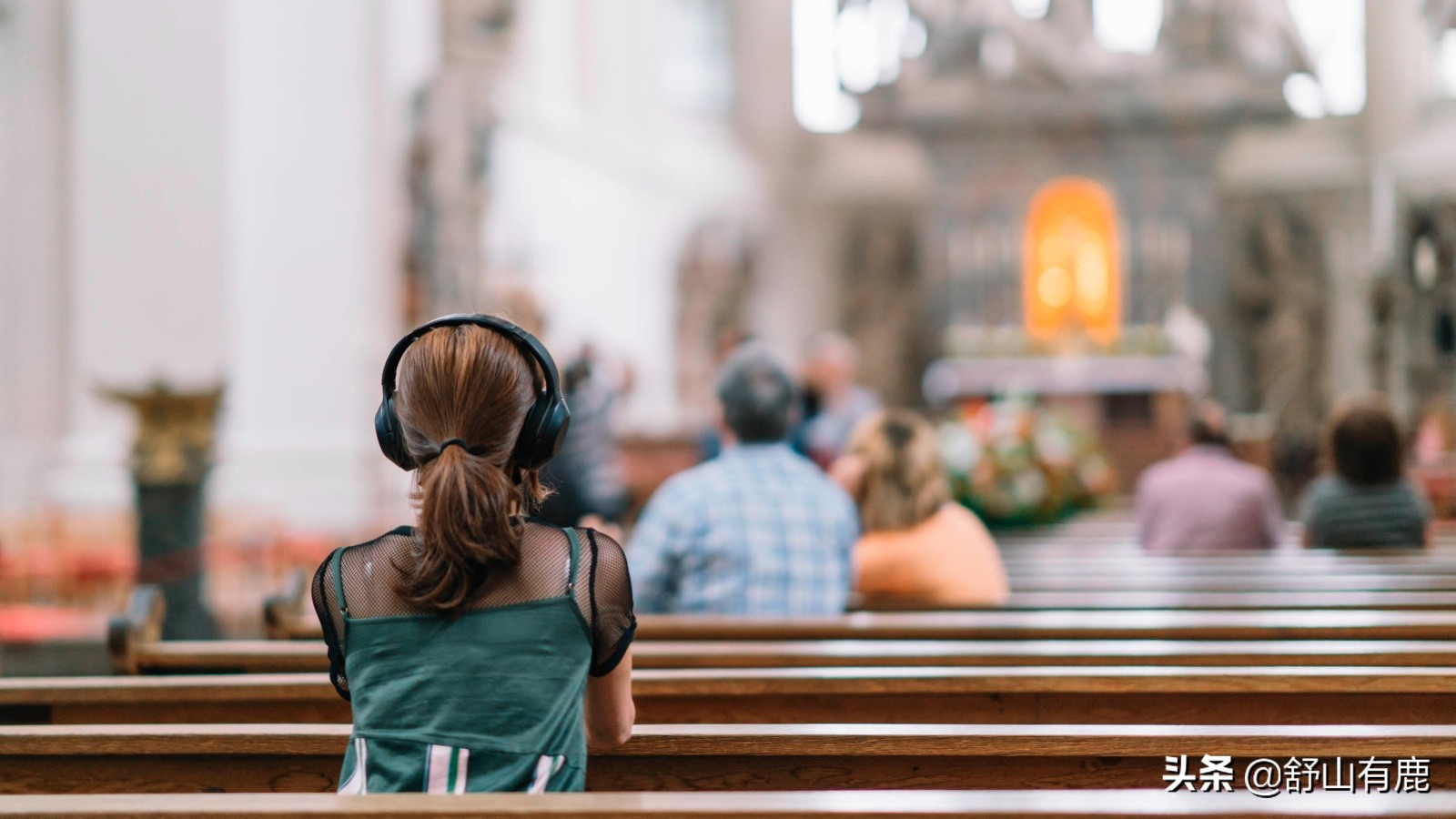 父母走后这三种亲戚不如外人,父母走后兄弟不再来往有四种原因