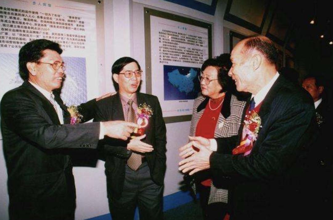 美的老板何享健现状,美的公司老板何享健多少岁