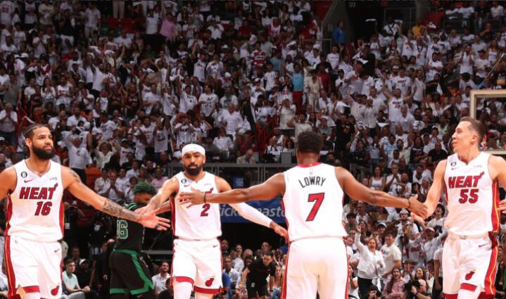 热火3比1淘汰凯尔特人,热火4:1淘汰雄鹿上演黑八奇迹