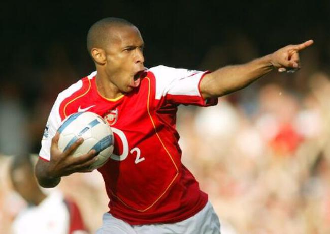 英国名嘴眼中的梅西,足球明星评价c罗和梅西谁更强