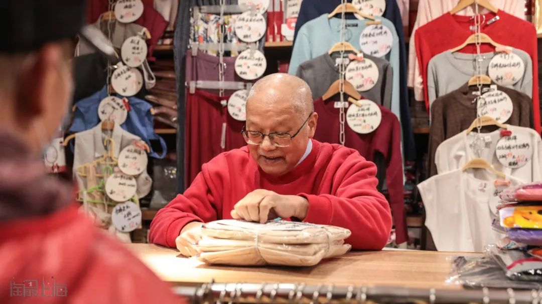 上海市平价衣服在哪儿,上海批发衣服最便宜的地方在哪里