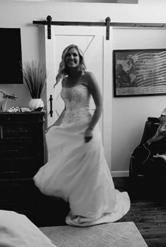 惊!13岁少女意外发现家庭录像带,竟然揭露父亲肮脏的秘密!