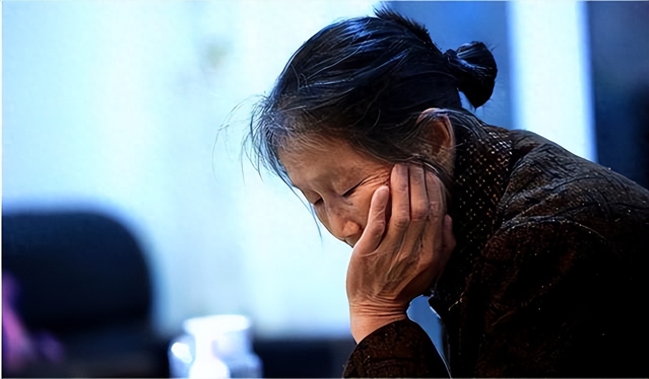 儿子意外离世婆媳赔偿金分配,儿子死亡补偿金全被儿媳拿走