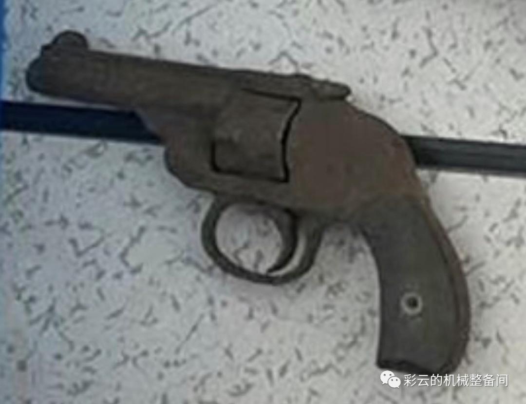 名侦探彩云：江苏常熟居民老宅中挖出的究竟是什么枪？