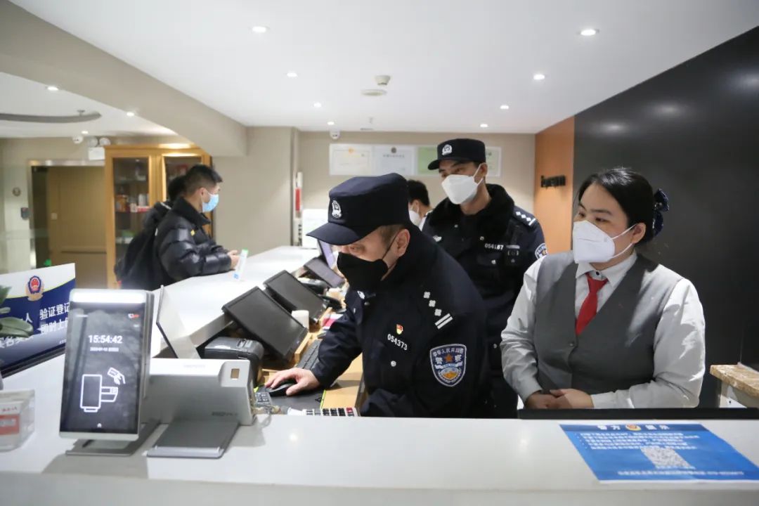 公安心向党护航新征程广东,公安心向党护航新征程图文