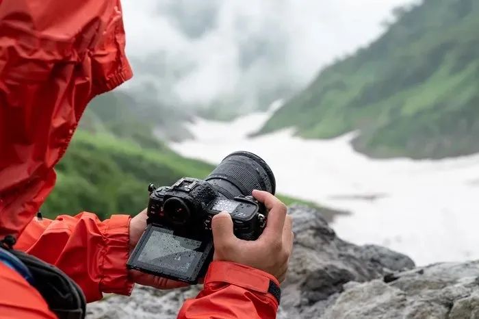 拍视频微单好还是摄影机,微单和摄像机拍视频哪个好