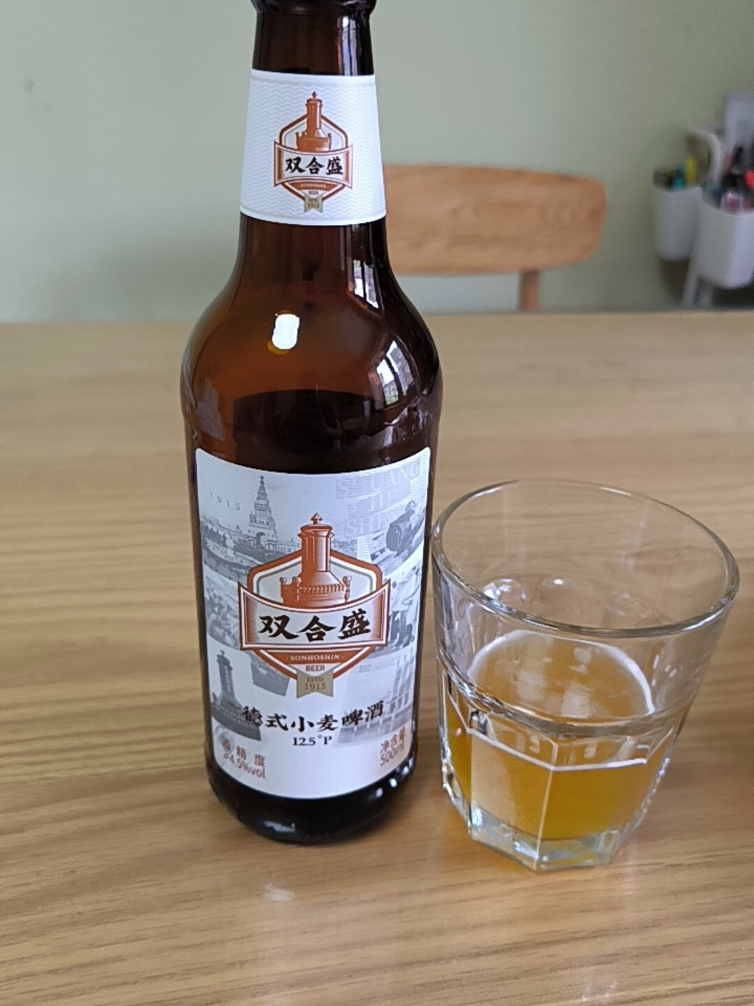 雪花啤酒和崂山啤酒哪个更好喝,青岛啤酒和雪花啤酒哪个好