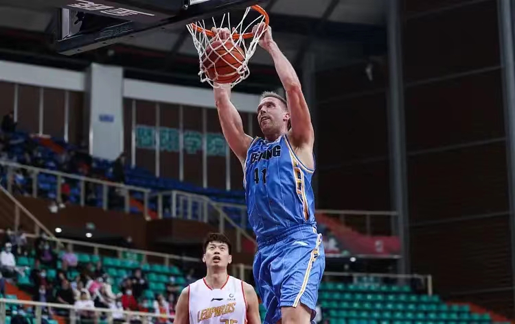 广东外援杜锋最新消息,广东宏远第三外援消息