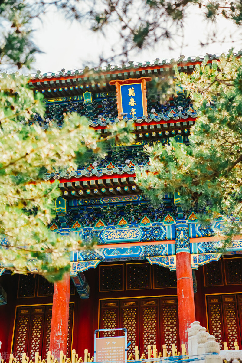 参观北京故宫的一日游计划,北京看升旗故宫长城二日游