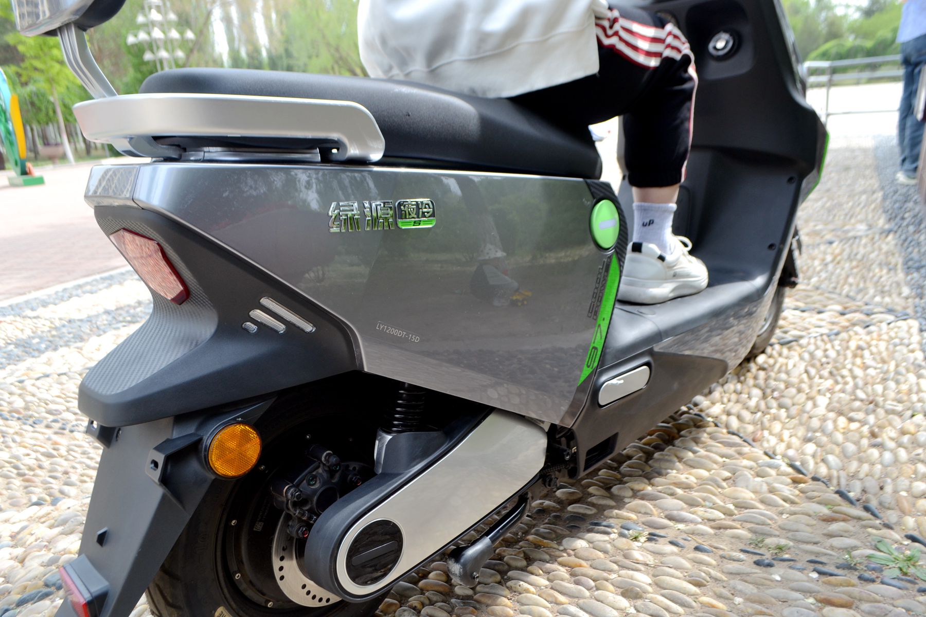 绿源s70液冷,绿源S70液冷电动车真实感受