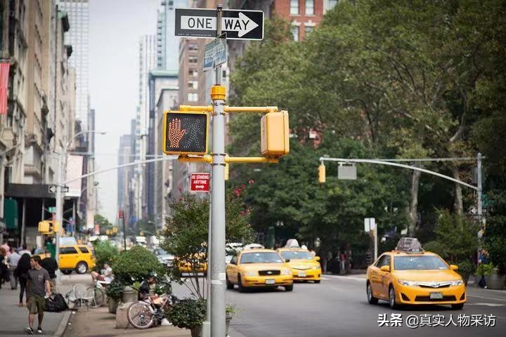 两口子在新加坡打工,在新加坡打工的东北夫妻