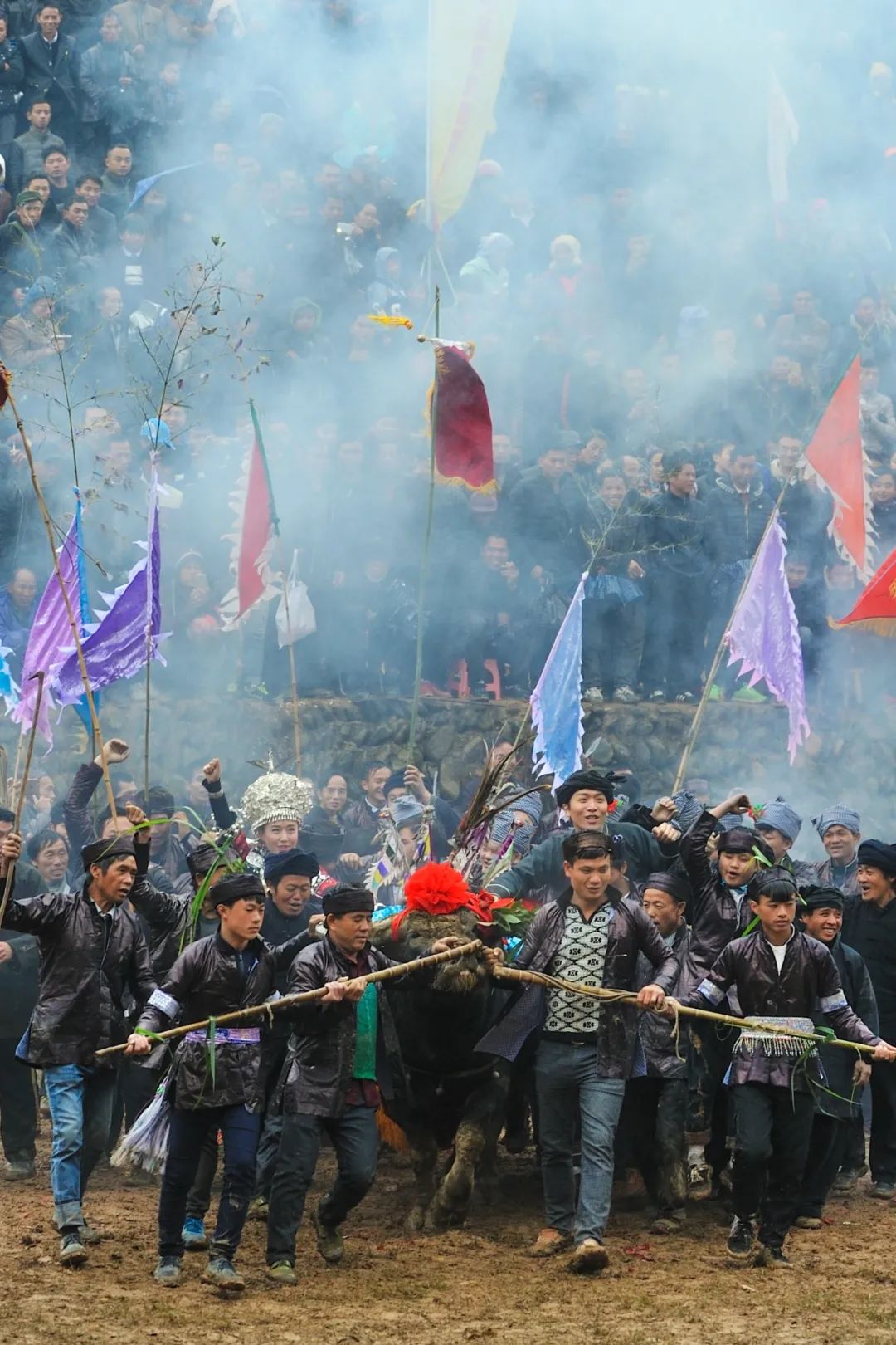 如何看懂中国第一山地省的多彩文化史诗？