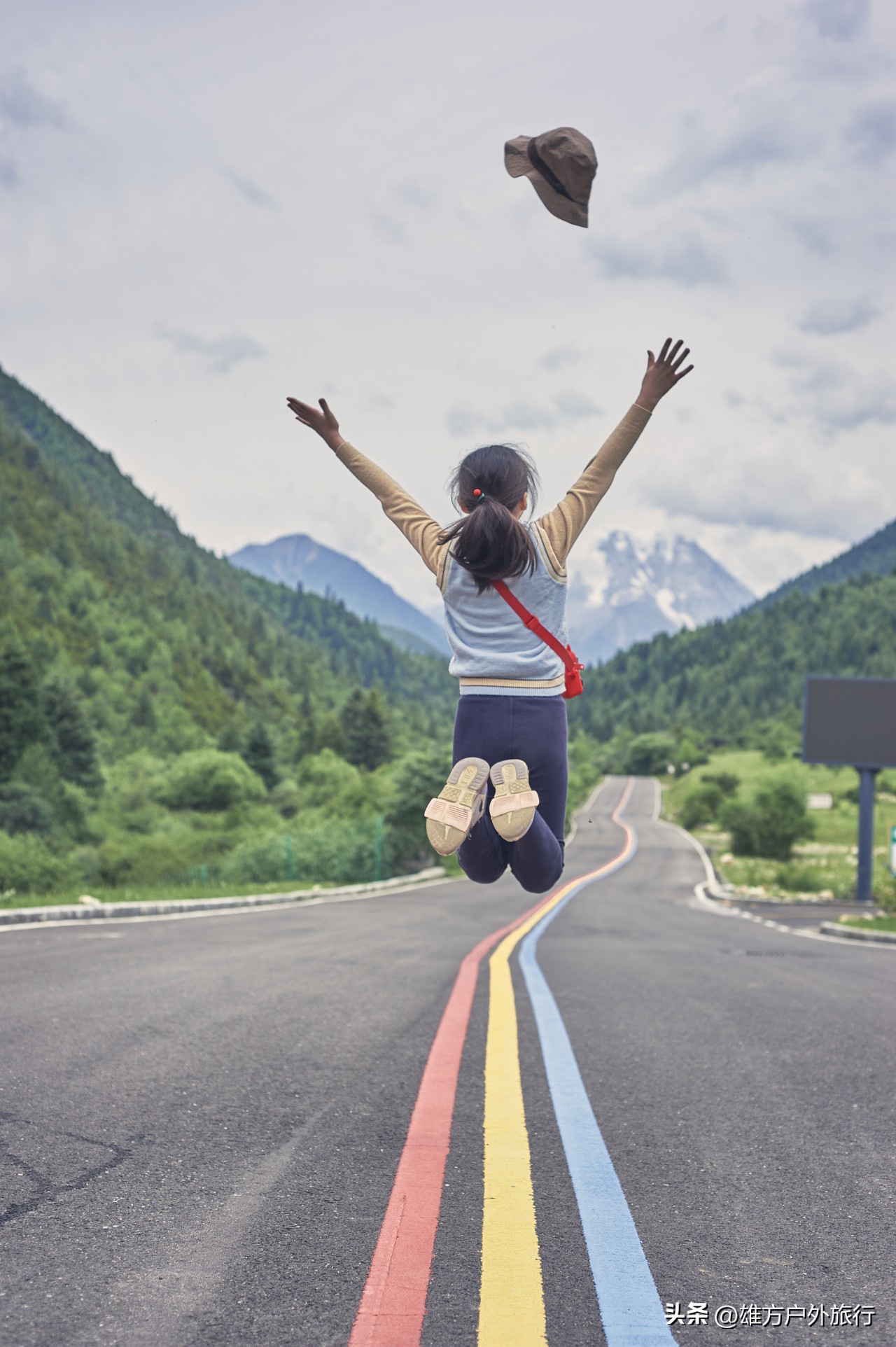 川西稻城亚丁四姑娘山色达路线,川西旅游色达佛学院