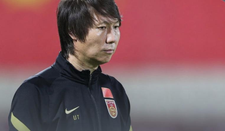 李铁被曝主动请辞会换哪个教练,圈内人评李铁案