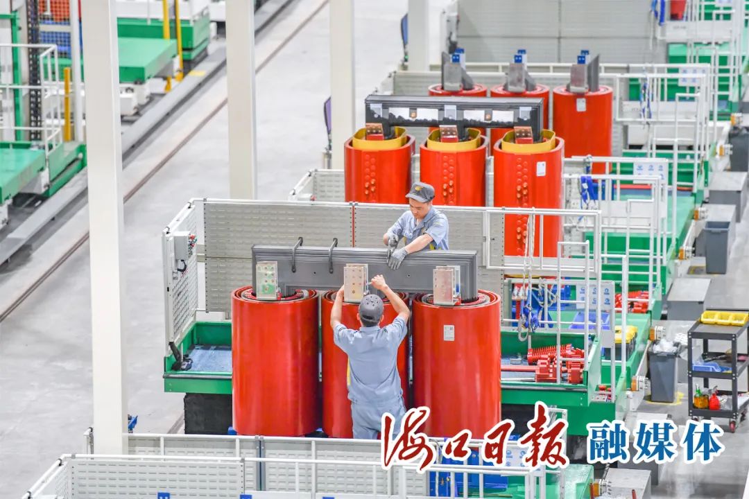 《海南自由贸易港建设总体方案》发布以来，海口加快集聚创新要素，经济发展行稳致远