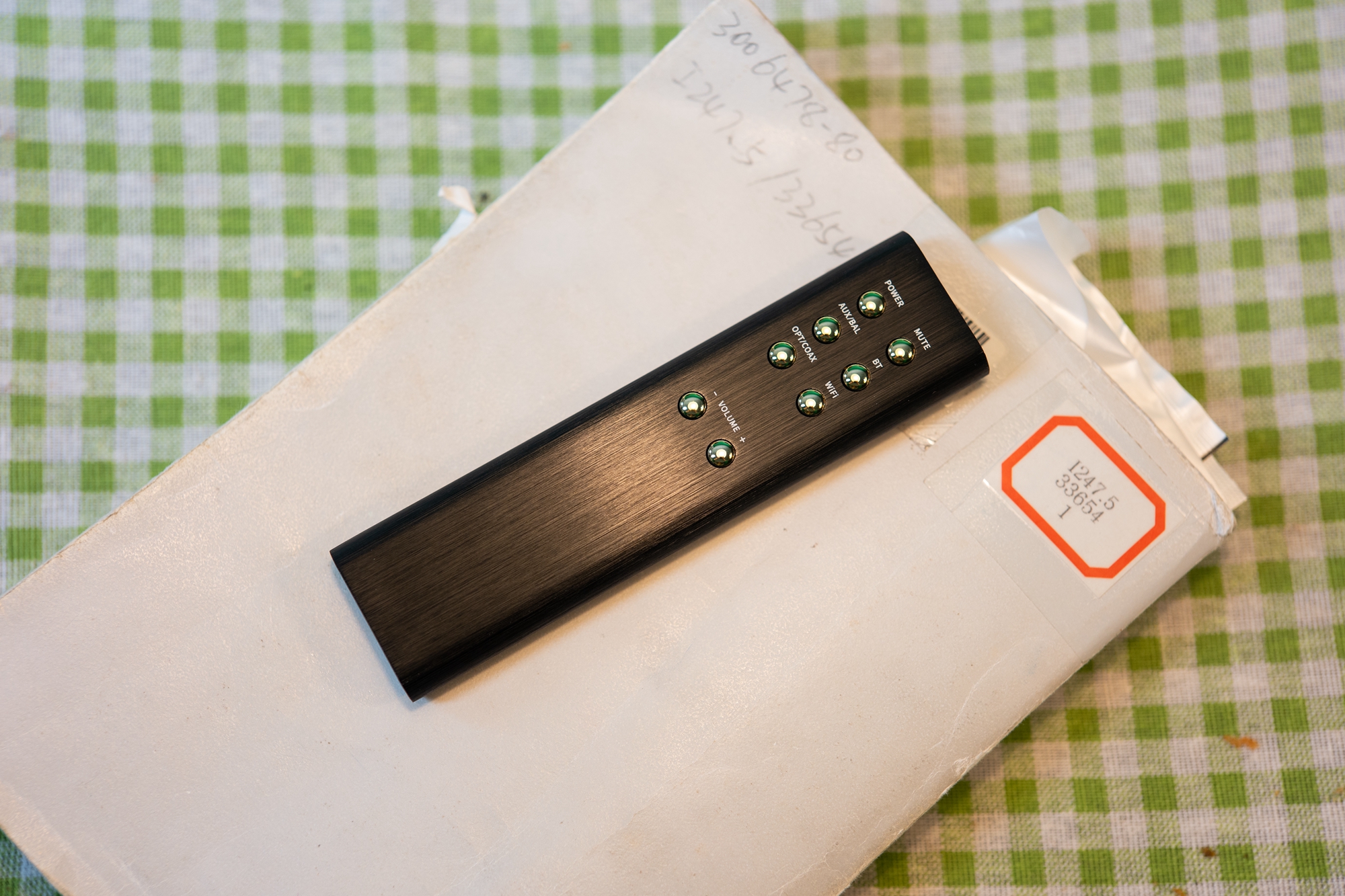 惠威m200mkiii和m300哪个更好,惠威m200mkiii对比m300