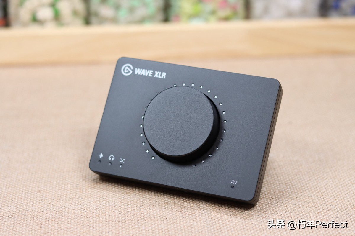 麦克风声卡套装直播,主播无线麦克风声卡套装