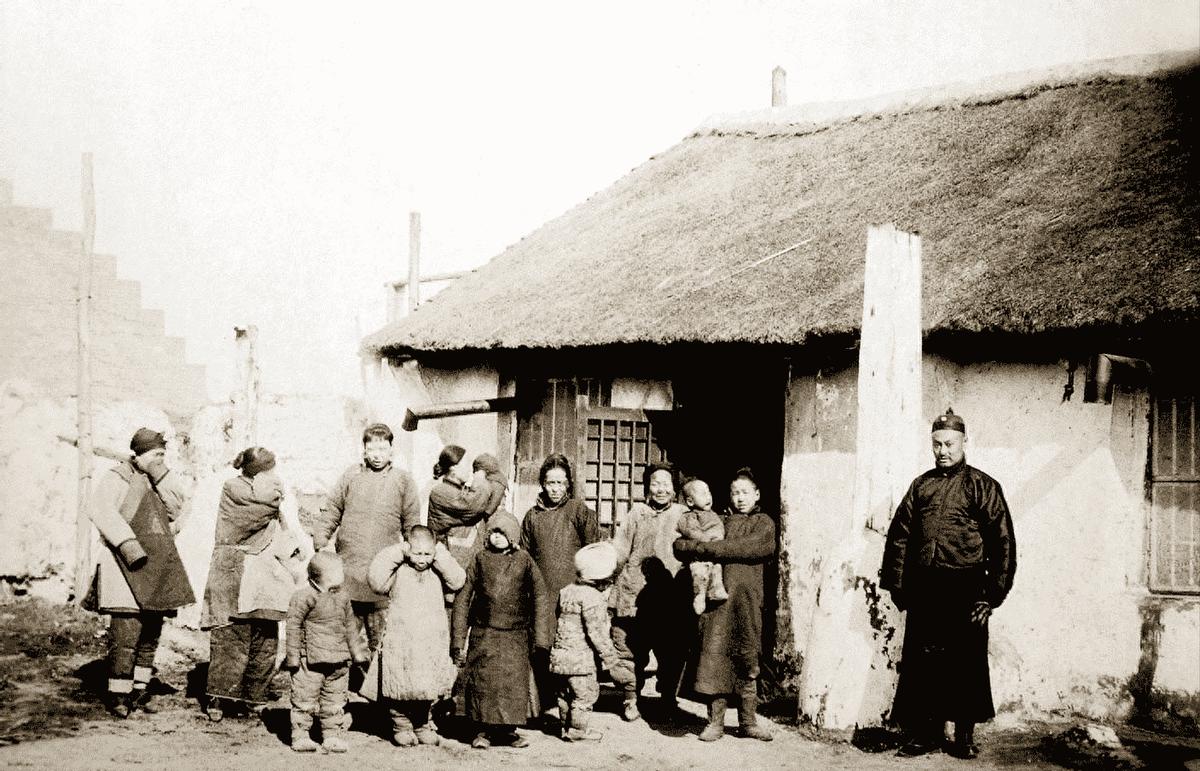 日军日记:在徐州建立了慰安所,不听话的女人就割掉其乳房!