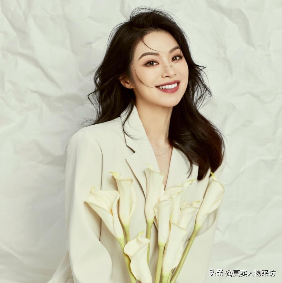 我，做空姐遇奇葩无数，有情侣上机就舌吻，还有想去厕所激情的