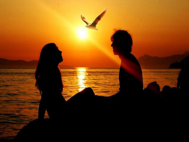 邻居让我帮他带一天孩子,邻居老是让我帮带孩子