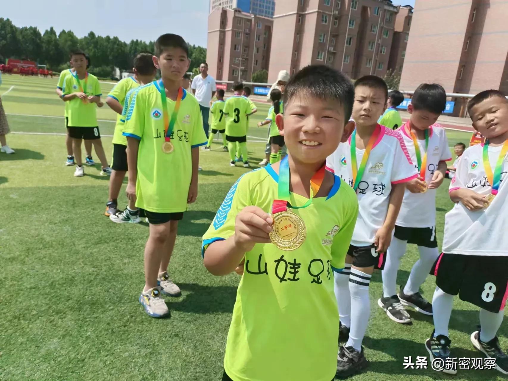 山娃足球夏令营,青石河小学足球联赛四年级