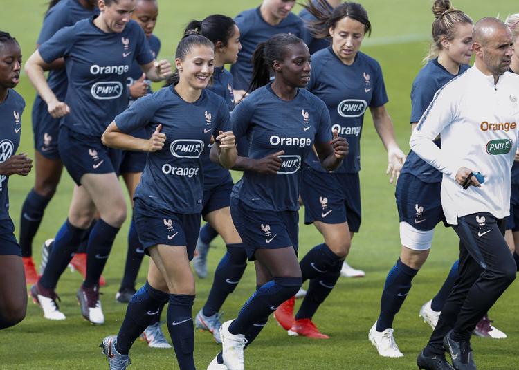 女足世界杯法国vs巴西视频,世界杯法国女篮vs中国女篮