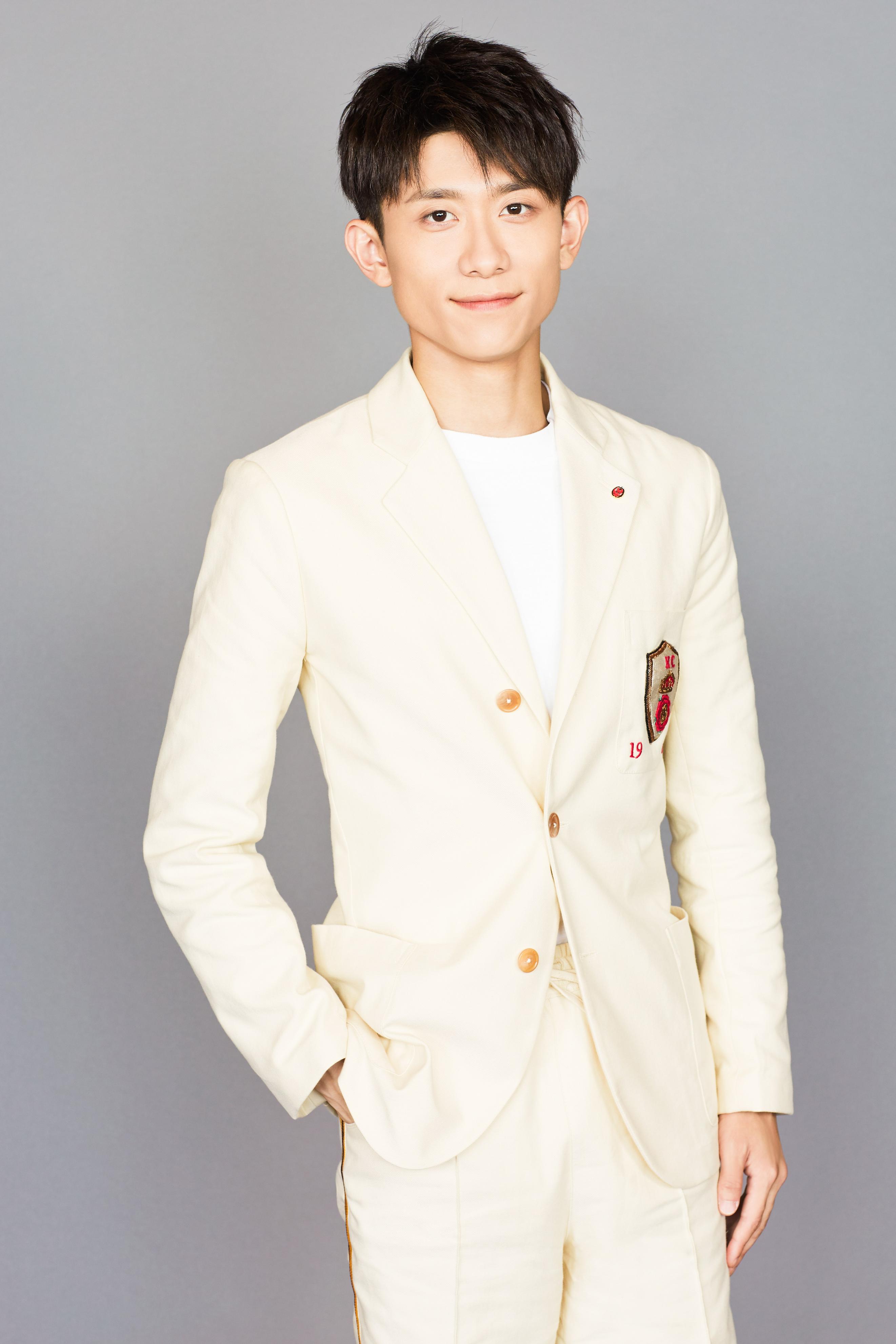 张一山为什么被造谣吸毒嫖娼？看看他的所作所为就一点也不奇怪了