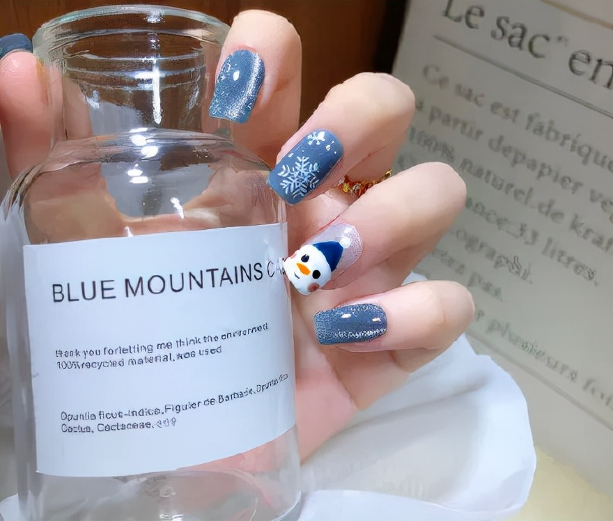 沈阳市美甲培训学校,沈阳美甲很厉害的美甲师