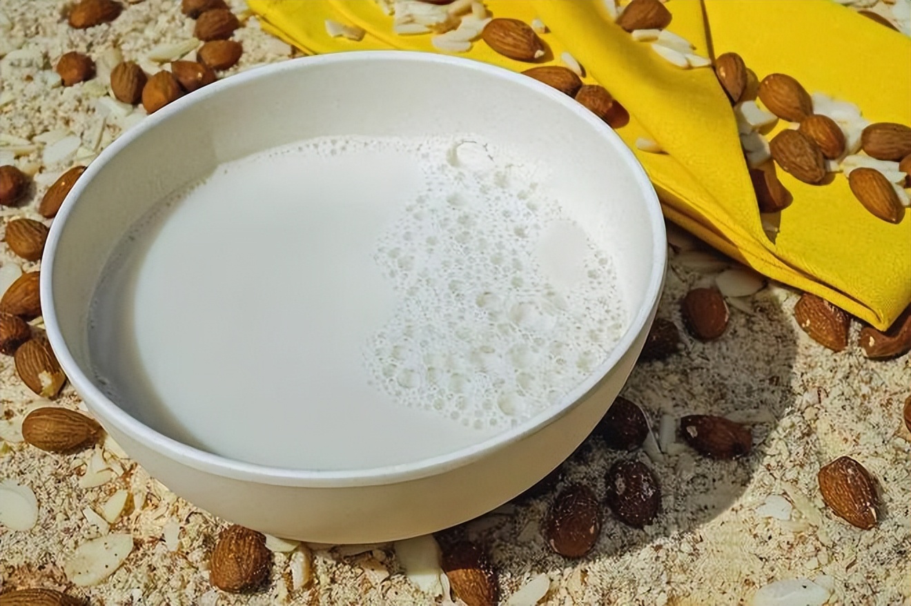 老年人抽筋是不是要补钙,老年人腿脚抽筋补哪种钙