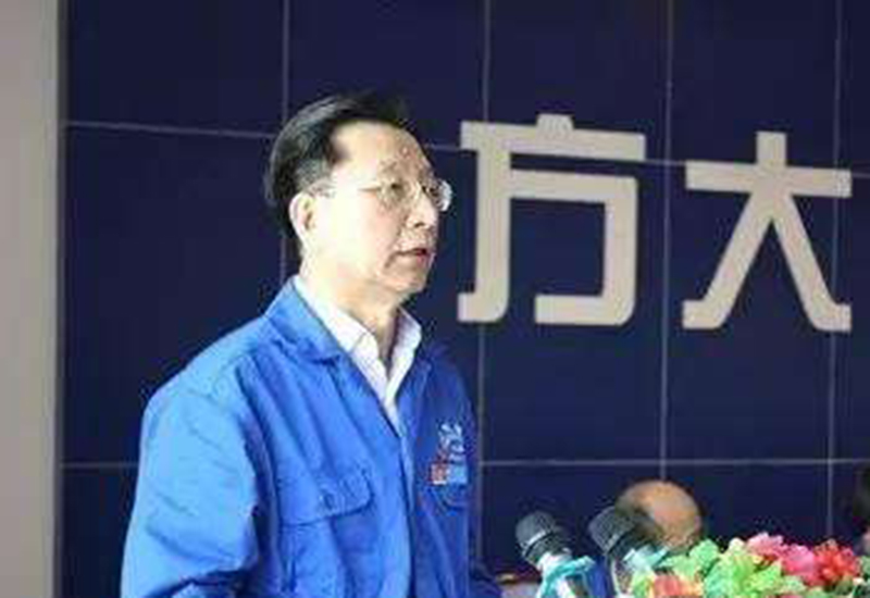 穷小子打拼七年事业有成,穷小子白手起家