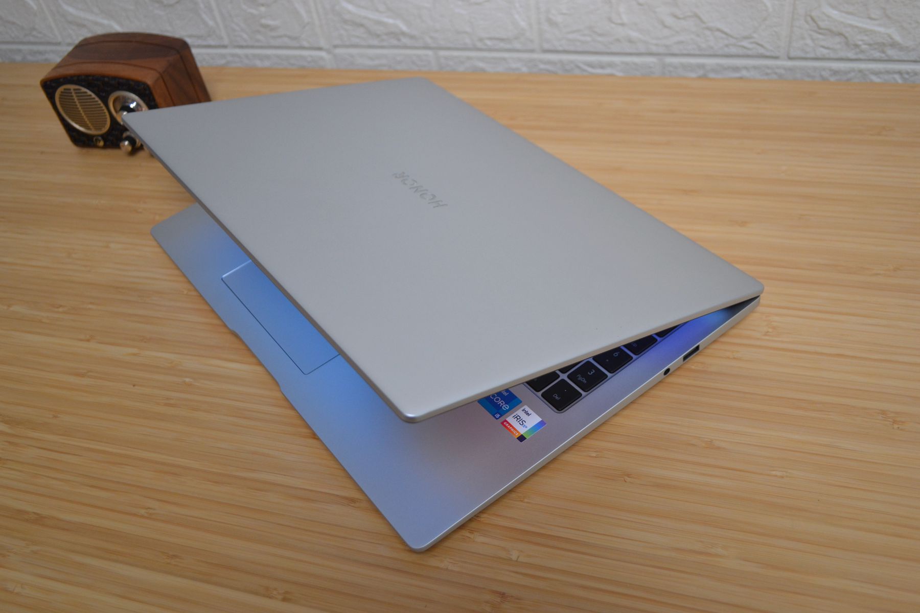 性能炸裂！16寸超窄边框+i5-12500H，荣耀MagicBookX16首发测评