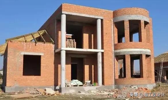 农村自建房三层不打地基,农村自建房三层上面不盖瓦可以吗