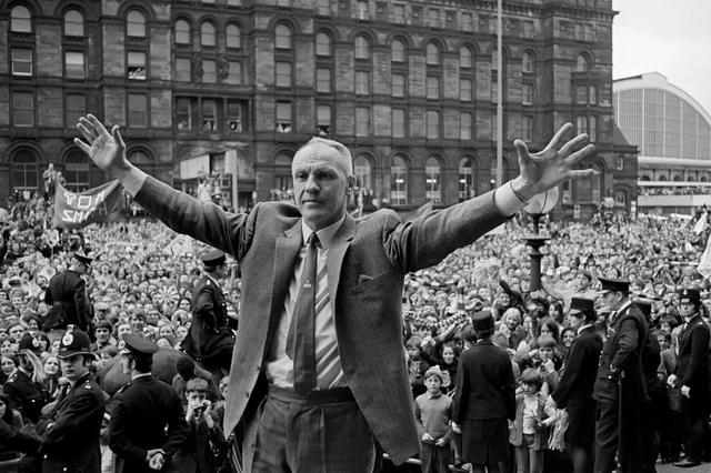 利物浦为啥叫红军,利物浦为什么是红军