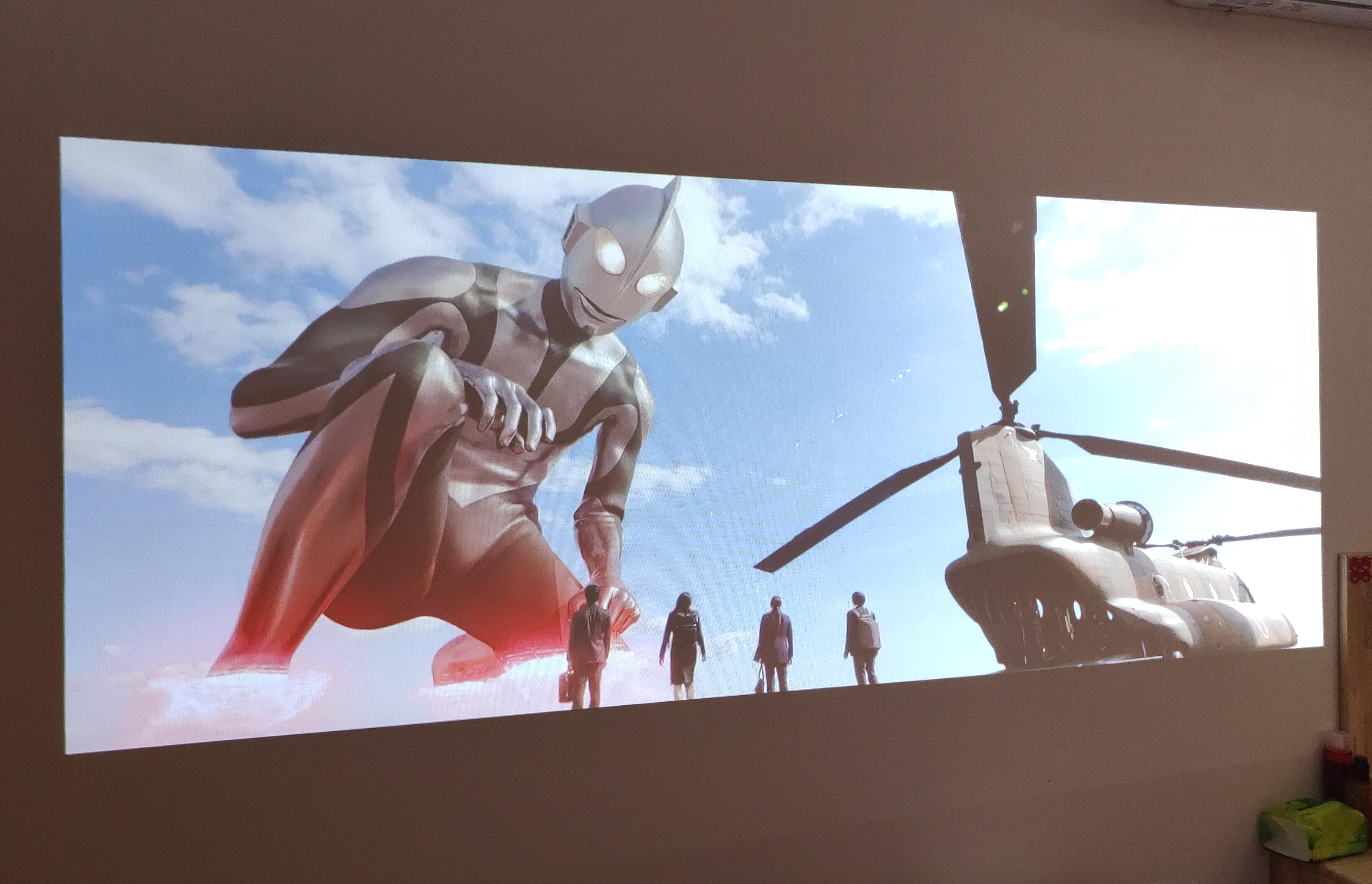 投影机显示不清晰怎么办,菲斯特s1画卷光学屏为什么那么贵