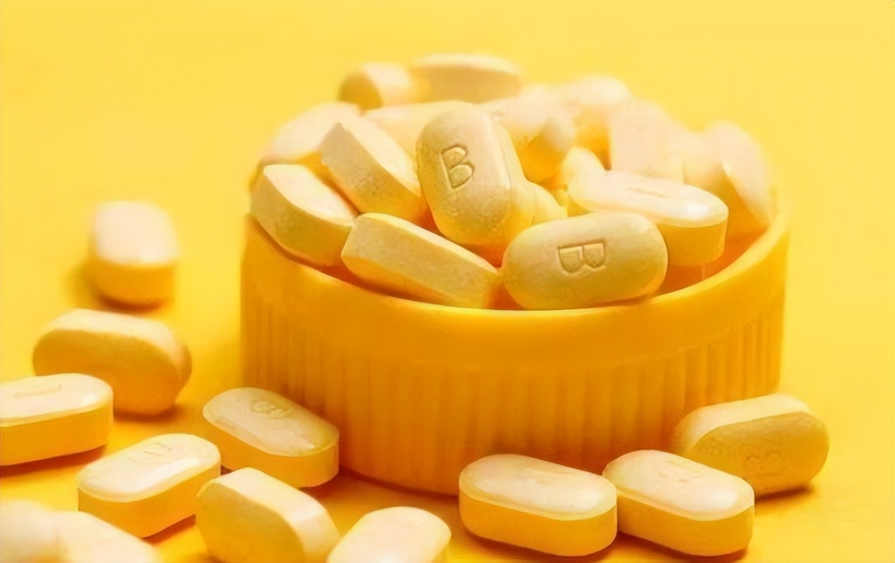 几块钱100片的维生素b12治什么病,几块钱一瓶的维生素b12效果怎么样