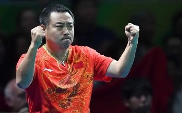 前乒乓球教练刘国梁现在干啥了,国乒教练刘国梁回归天团回忆往事