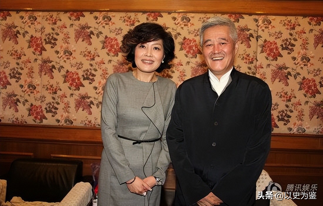 2012春晚没唱难忘今宵唱了什么歌,2012年春晚赵本山得奖了吗