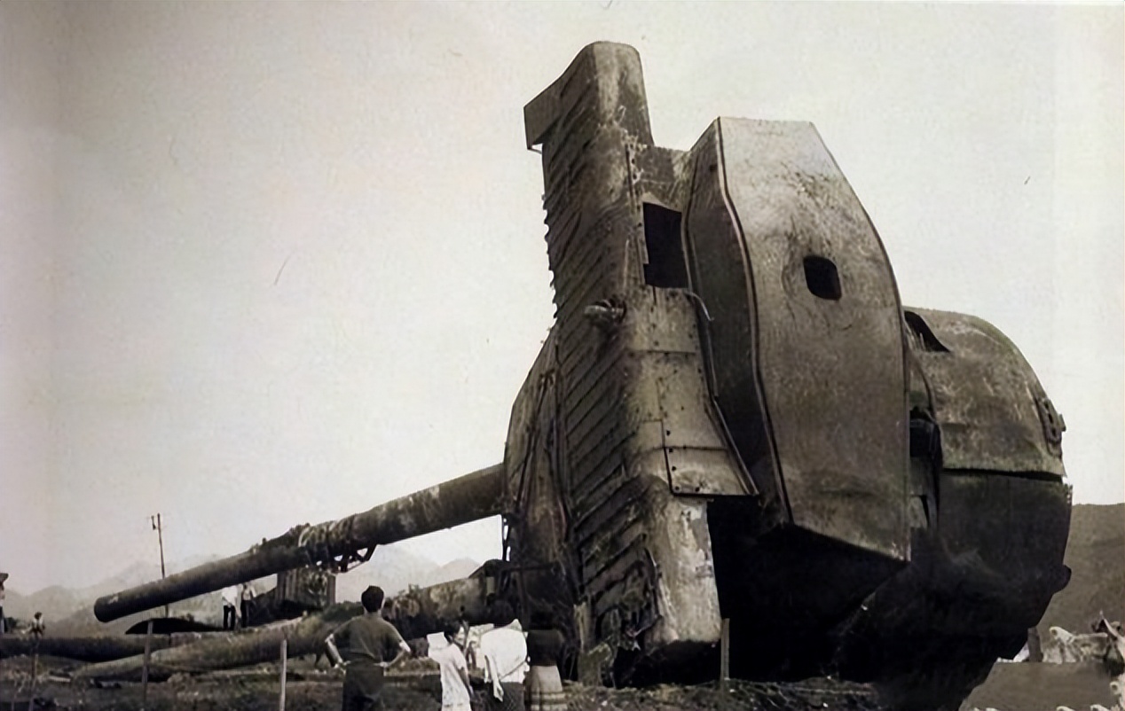 日本军舰用毒气弹,日本兵用毒气弹