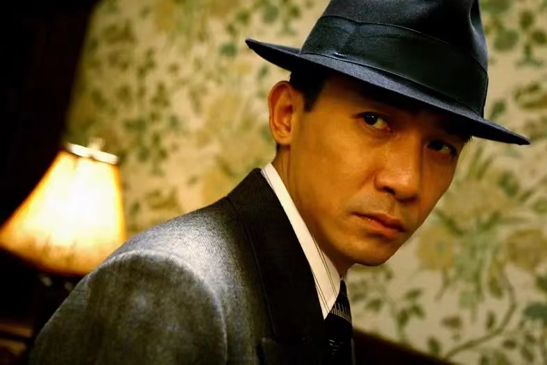 王一博吸粉八百万的舞台,王一博半年涨粉一千多万