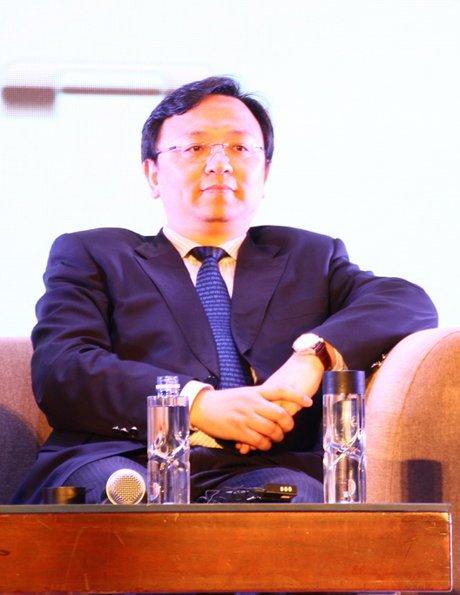 王传福父母双亡,王传福15岁成孤儿