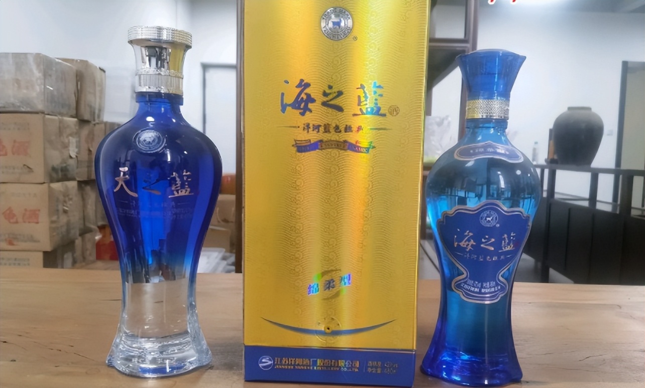 送礼买酒选什么?这4款“平价酒”,高档有牌面还不贵,很合适